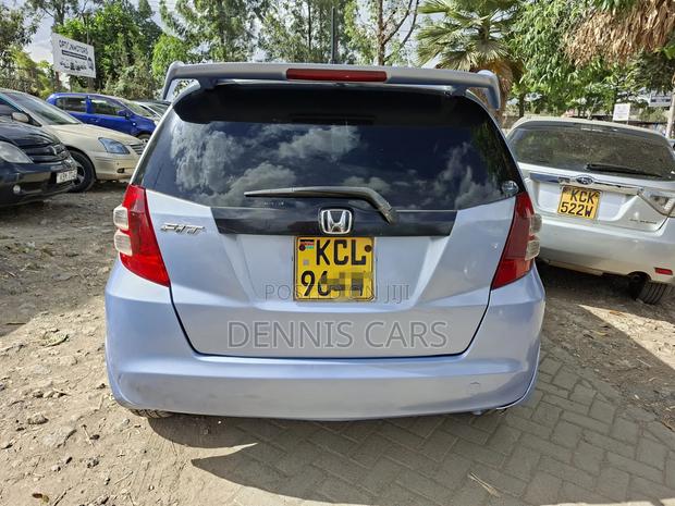 Honda Fit Automatic 2010 Blue