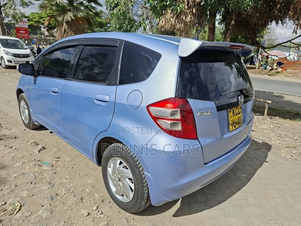 Honda Fit Automatic 2010 Blue