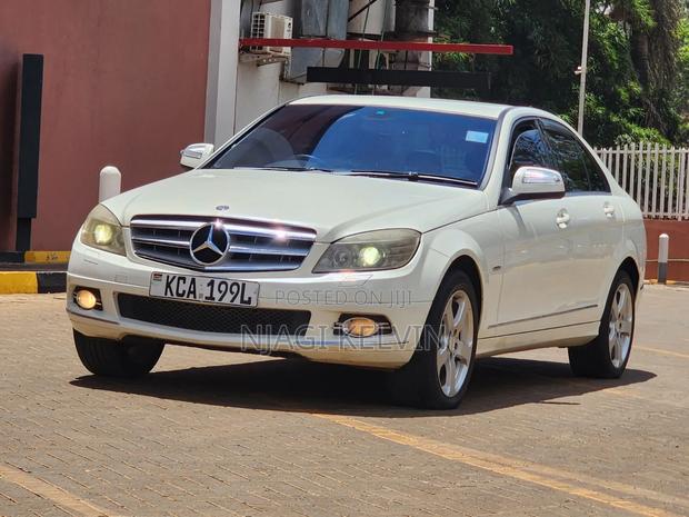 Mercedes-Benz C200 2007 Pearl
