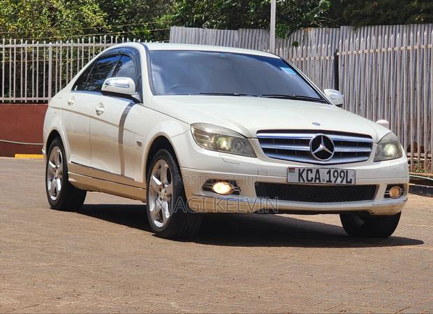 Mercedes-Benz C200 2007 Pearl