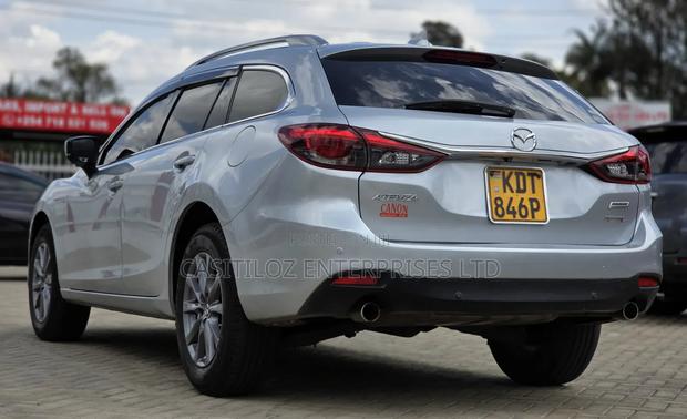 Mazda Atenza 2018 Silver
