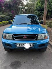 Mitsubishi Pajero 2002 Blue for sale