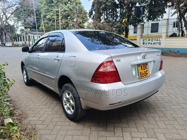 Toyota Corolla 2005 Silver