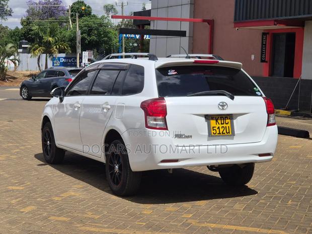 Toyota Corolla Fielder 1.5 Petrol FWD 2013 White