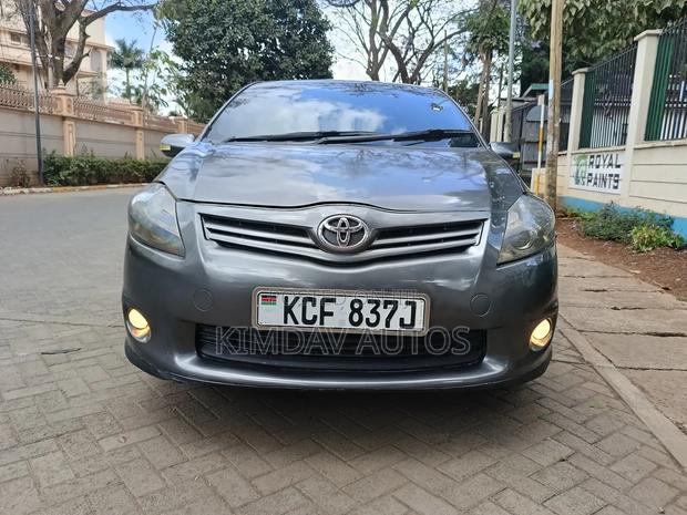 Toyota Corolla 2008 Gray