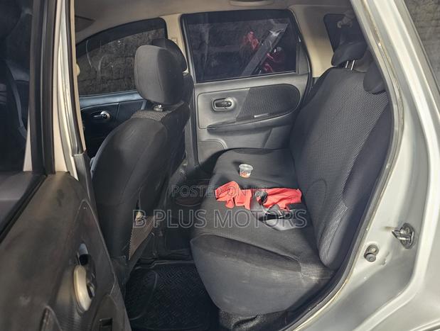 Nissan Note 2010 Silver