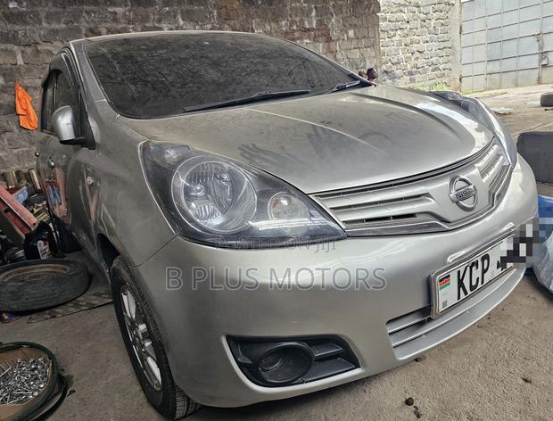 Nissan Note 2010 Silver