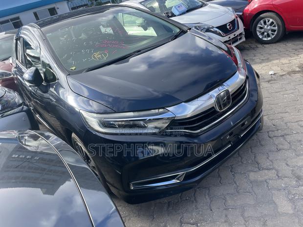Honda Fit Shuttle 1.5 Hybrid 2WD 2019 Blue