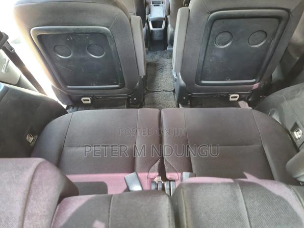 Toyota Wish 2012 Silver