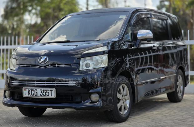 Toyota Voxy ZS 2WD 7-Seater 2009 Black