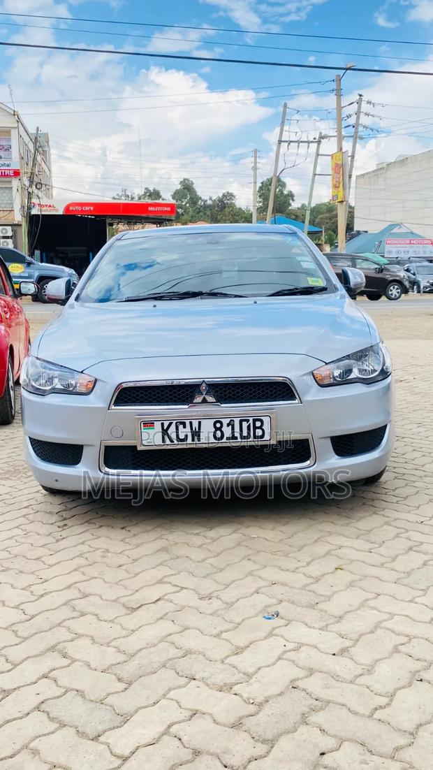 Mitsubishi Galant 2013 Silver