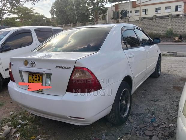 Toyota Corolla 2006 White