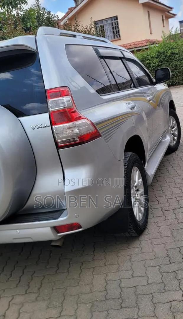 Toyota Land Cruiser Prado 3.0 D-4D (190 Hp) 7 seats 2016 Silver