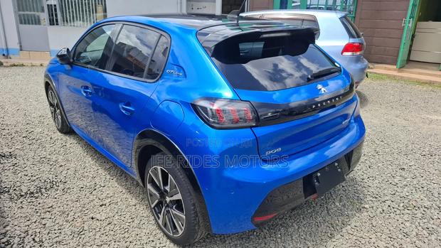 Peugeot 208 2021 Blue