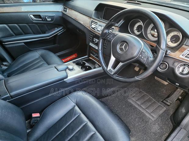 Mercedes-Benz E250 2015 Blue