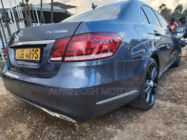 Mercedes-Benz E250 2015 Blue