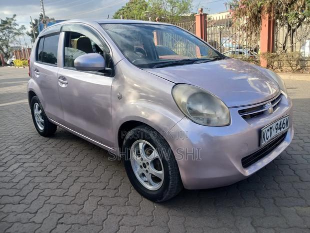 Toyota Passo 2012 Silver