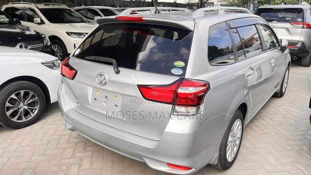 Toyota Corolla Fielder 1.5 Petrol AWD 2020 Silver