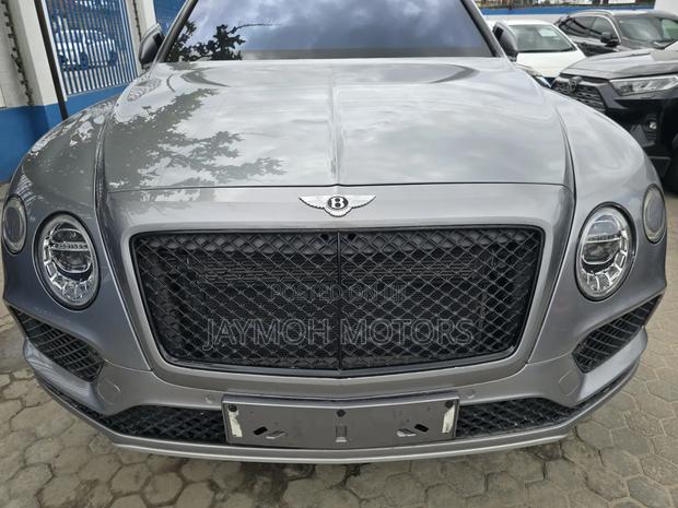 Bentley Bentayga 2017 Gray