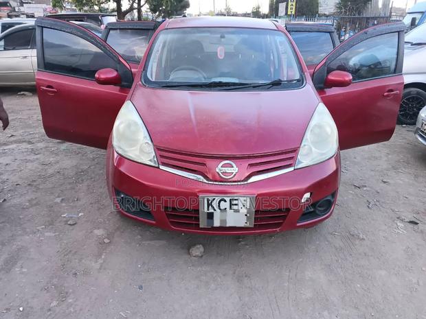 Nissan Note 2010 Red
