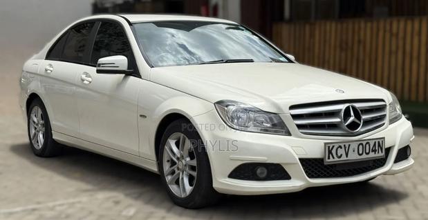 Mercedes-Benz C200 2012 White