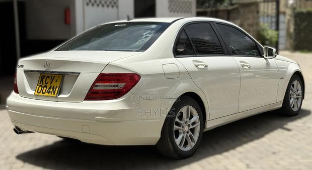 Mercedes-Benz C200 2012 White