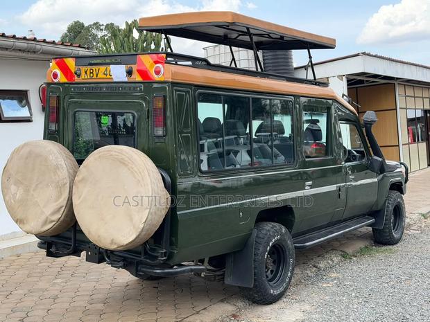 Toyota Land Cruiser 79 Series 2006 Green