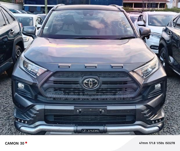 Toyota RAV4 Adventure AWD 2020 Gray