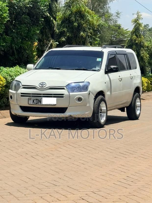 Toyota Succeed SV Premium 2016 White