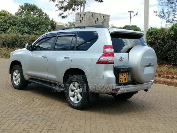 Toyota Land Cruiser Prado 2014 Silver