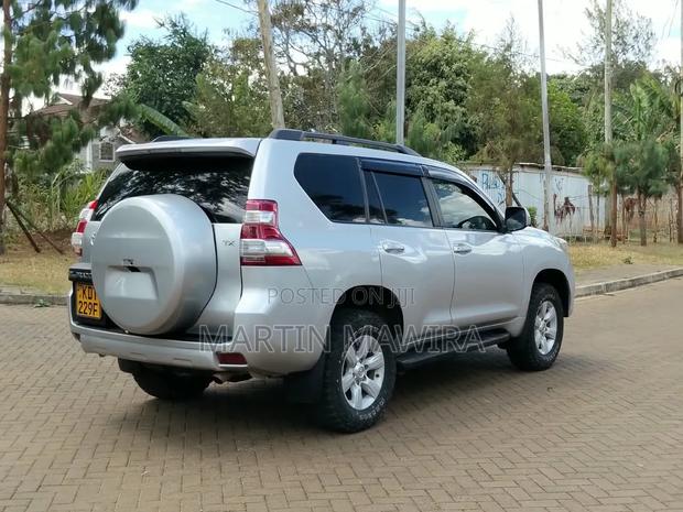 Toyota Land Cruiser Prado 2014 Silver