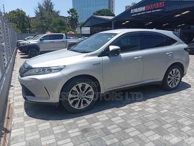 Toyota Harrier 2.5 Hybrid GR Sport 2020 Gray