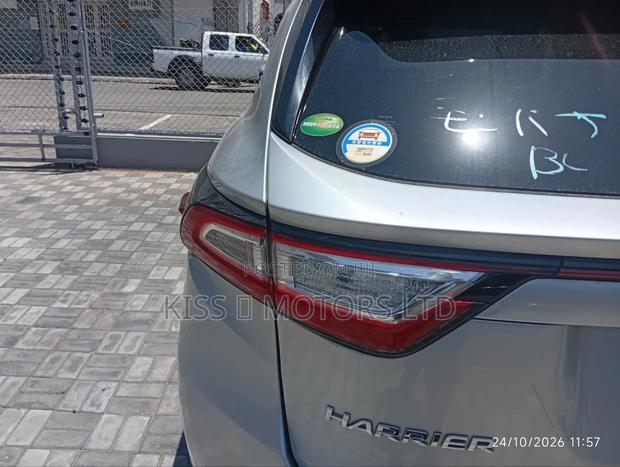 Toyota Harrier 2.5 Hybrid GR Sport 2020 Gray
