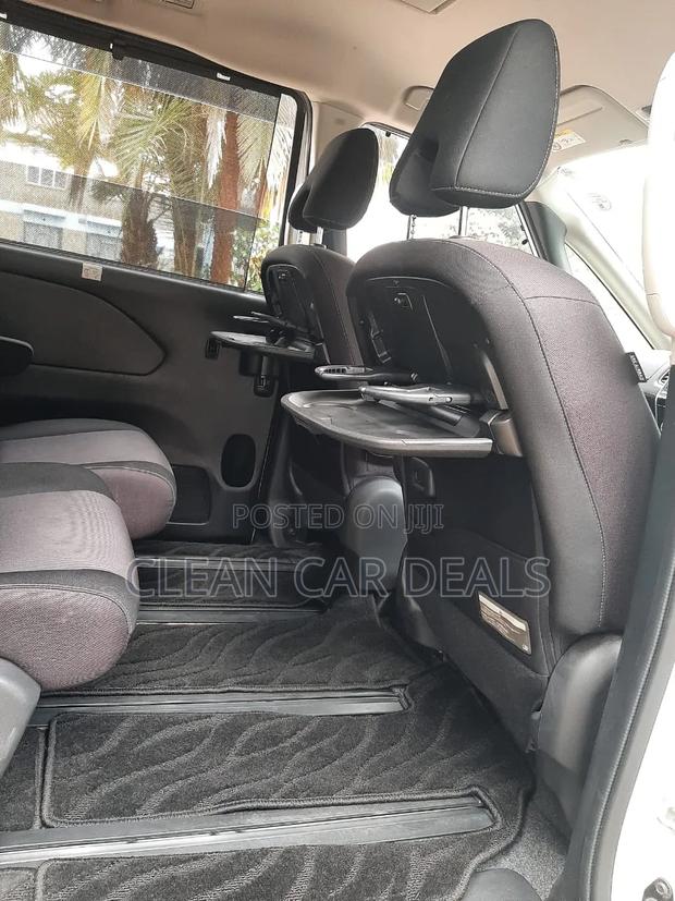 Nissan Serena 2019 White