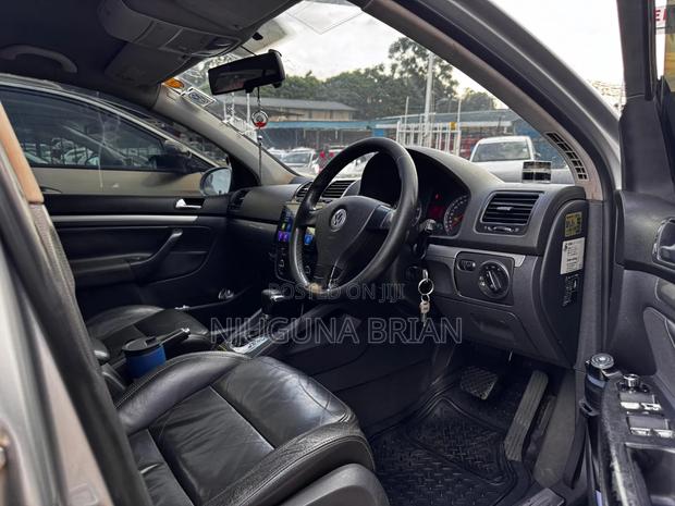 Volkswagen Golf 2.0 FSI Sportline 2005 Silver