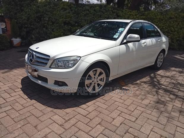 Mercedes-Benz C200 2008 White
