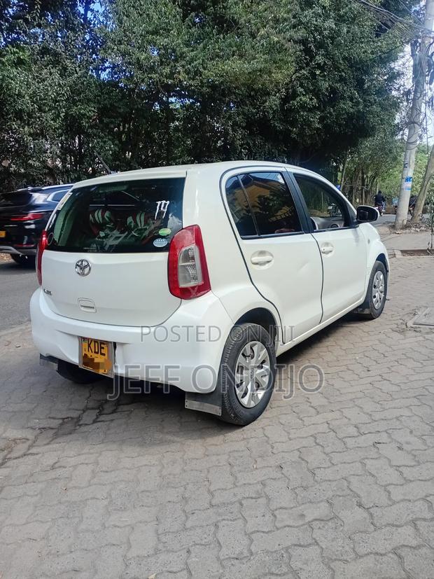 Toyota Passo 2014 White