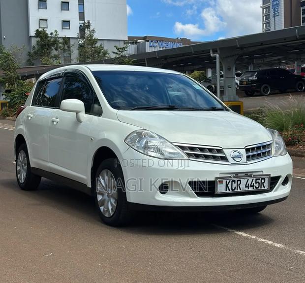 Nissan Tiida 2011 White
