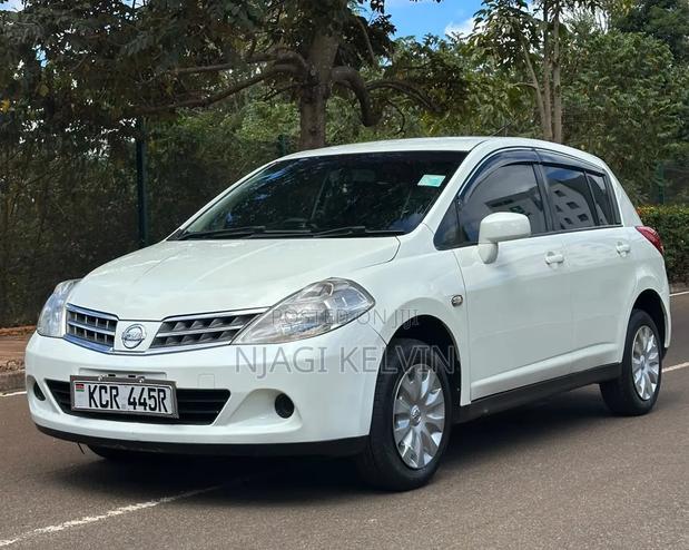 Nissan Tiida 2011 White