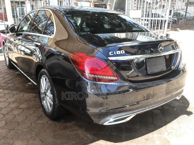 Mercedes-Benz C180 2019 Black