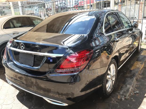 Mercedes-Benz C180 2019 Black