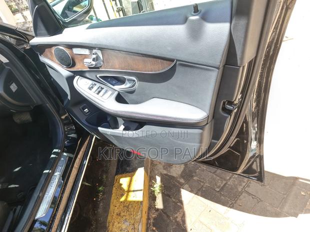 Mercedes-Benz C180 2019 Black