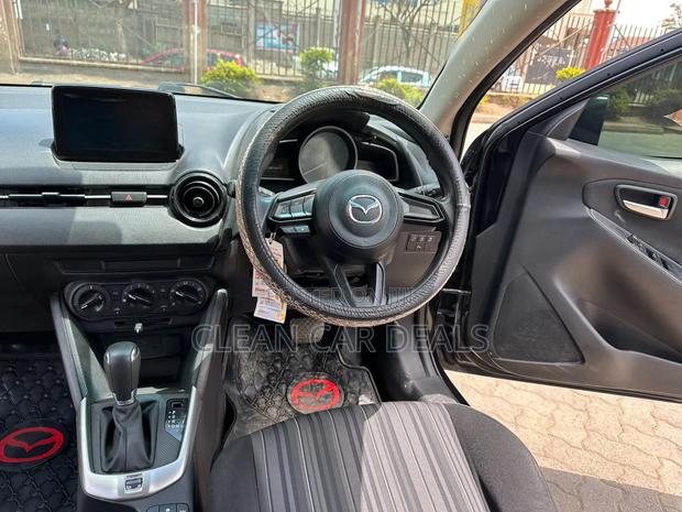 Mazda Demio 2017 Blue