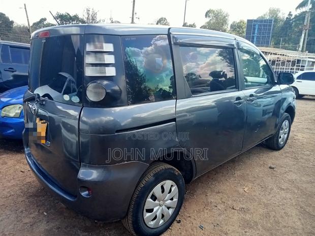 Toyota Sienta 2008 Black