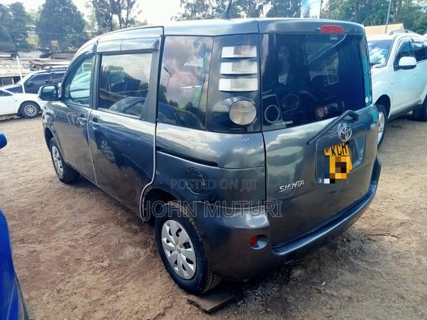 Toyota Sienta 2008 Black
