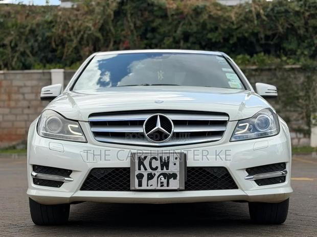 Mercedes-Benz C200 2012 White