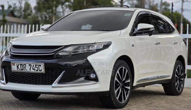 Toyota Harrier 2017 White