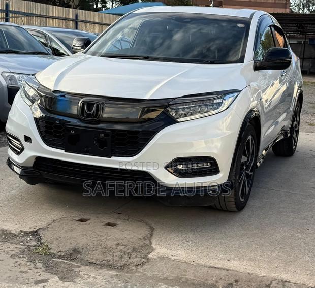 Honda Vezel 1.5 Hybrid 2WD 2020 Pearl