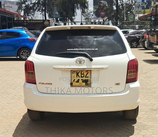 Toyota Corolla Fielder 2007 White