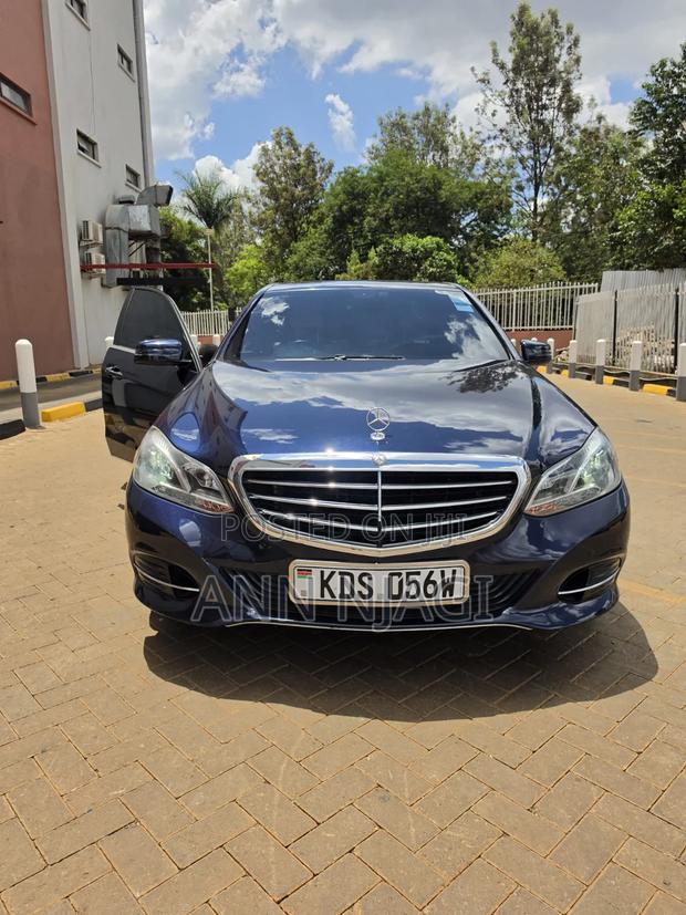 Mercedes-Benz E250 SV Premium 2014 Blue